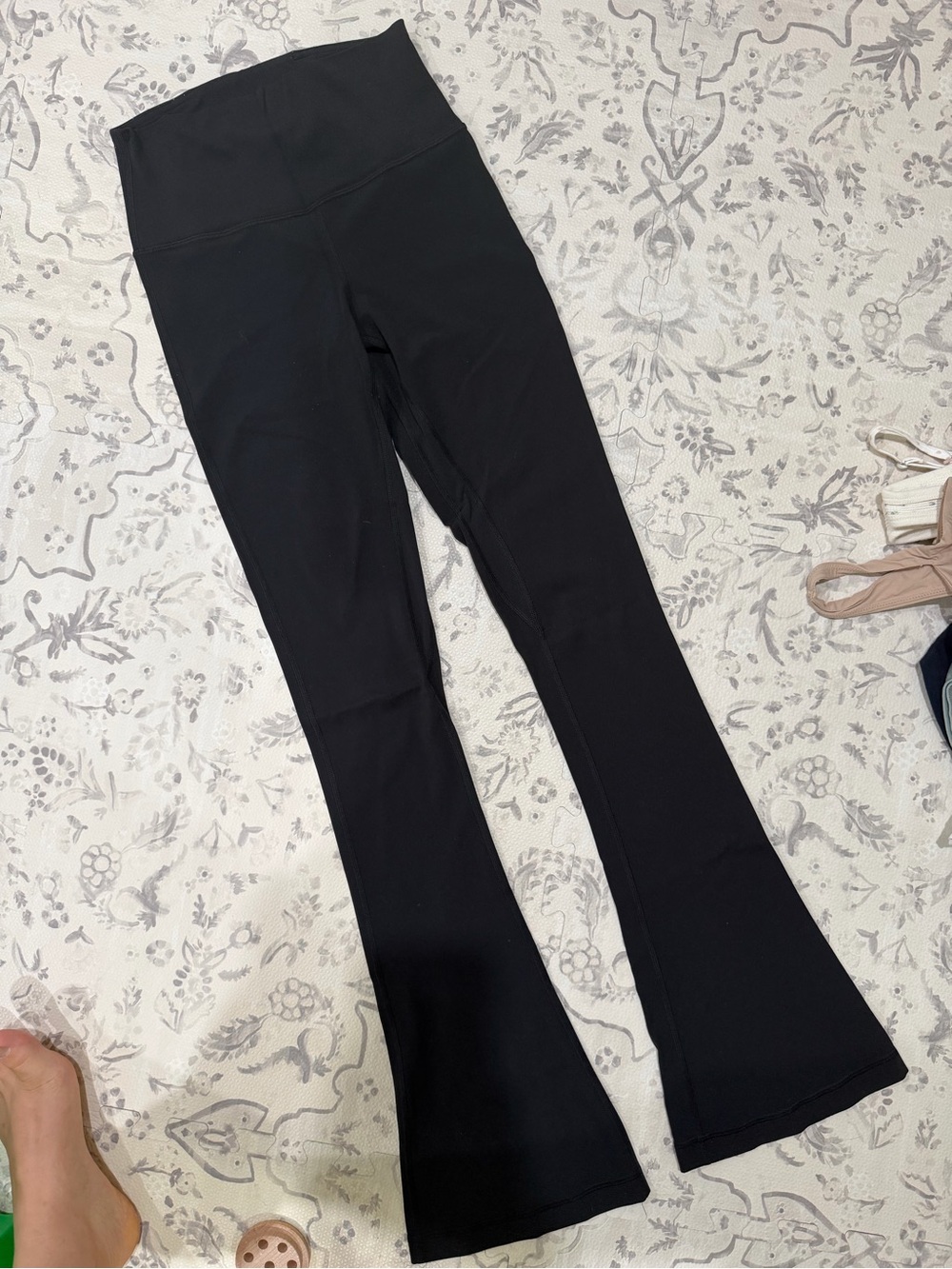 lululemon High-Rise Flared Pant Nulu Black